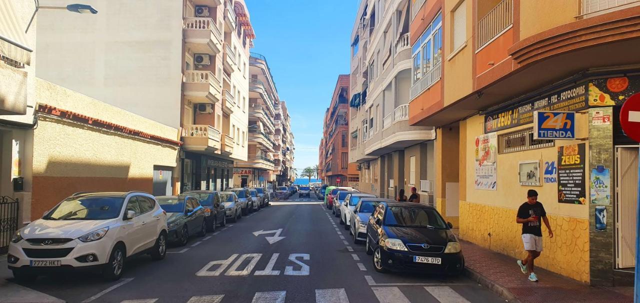 Isamar Apartamento Playa Del Cura 托雷维耶哈 外观 照片