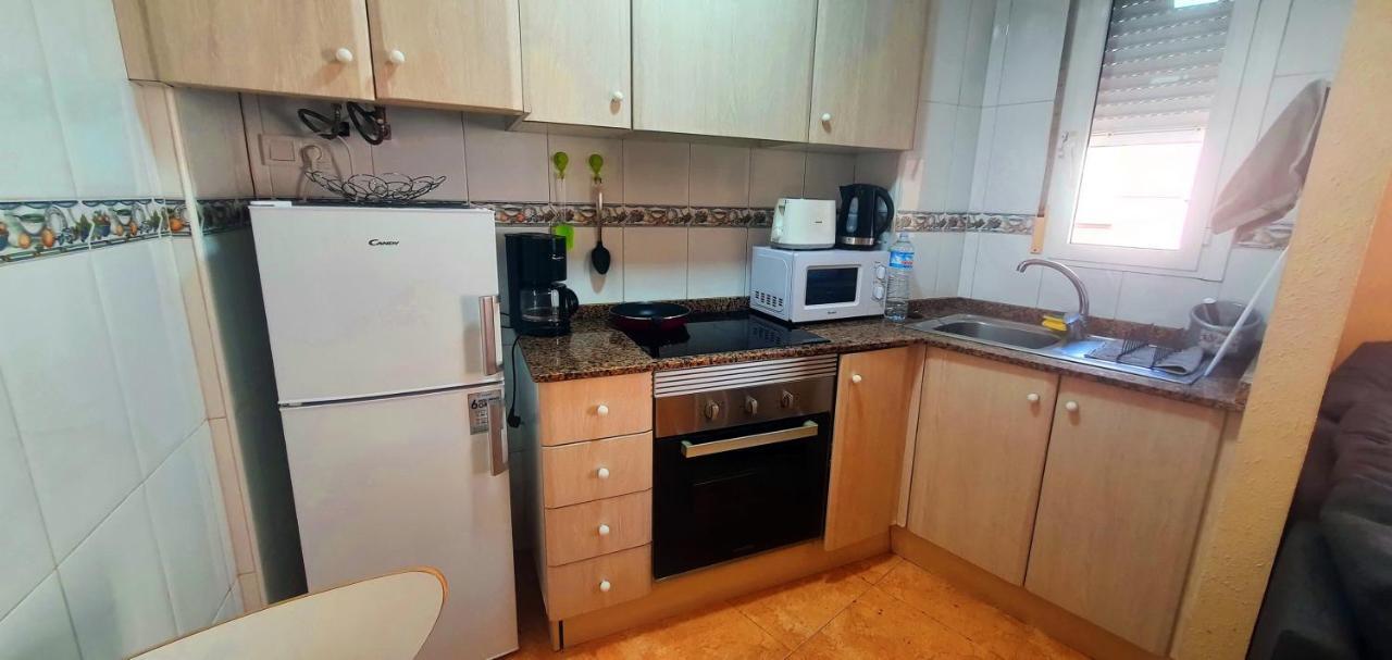 Isamar Apartamento Playa Del Cura 托雷维耶哈 外观 照片